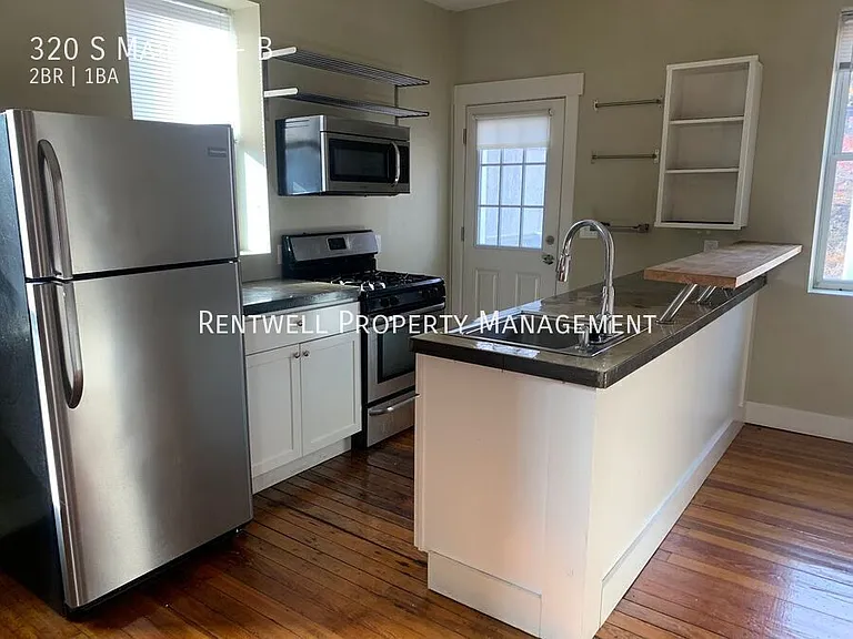 320 S Main St #B — Photo 8