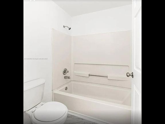 3rd image of 8818 Grand Palms Cir APT B