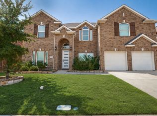 200 Ravenel St, Glenn Heights, TX 75154