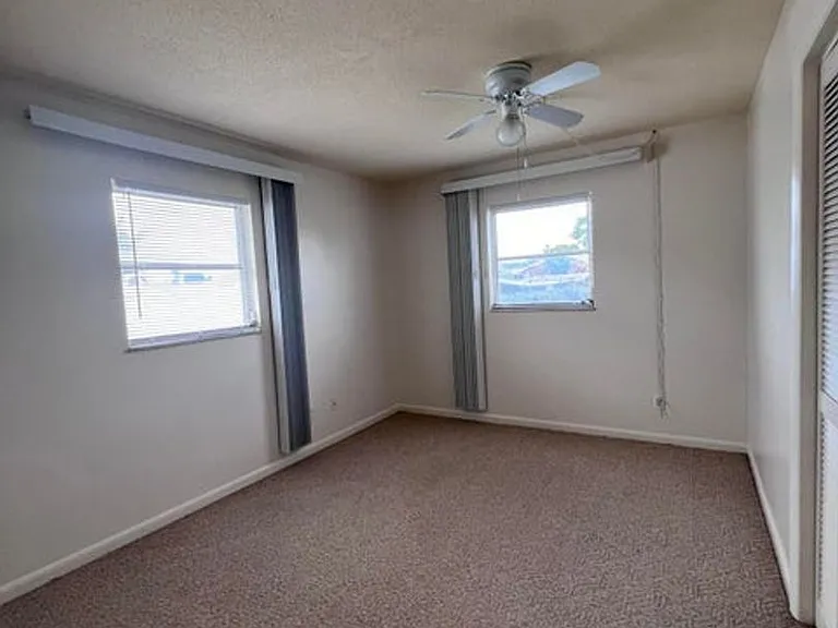 350 Orion Ct — Photo 10