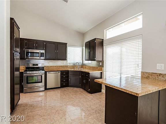 2nd image of 5729 Rainwood Dr