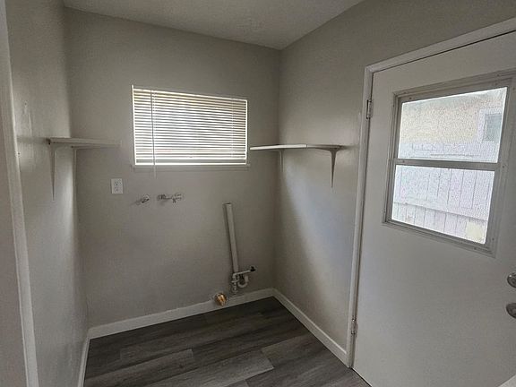 5th image of 1150 W Stoneridge Ct #1152