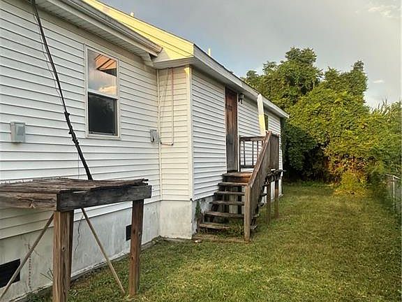 5th image of 4121 Gibson St