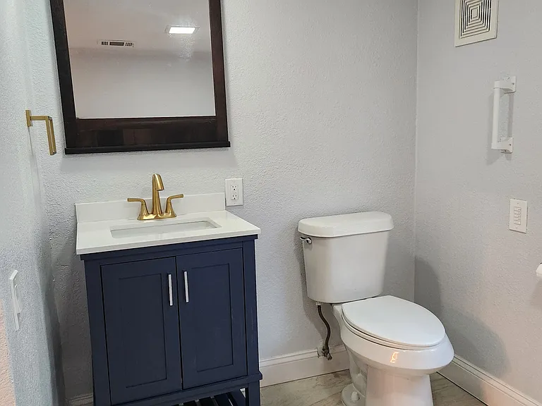 211 Althea Rd — Photo 9