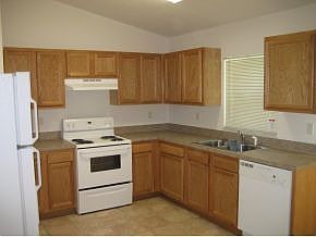 1st image of 3072 SE 142nd Pl