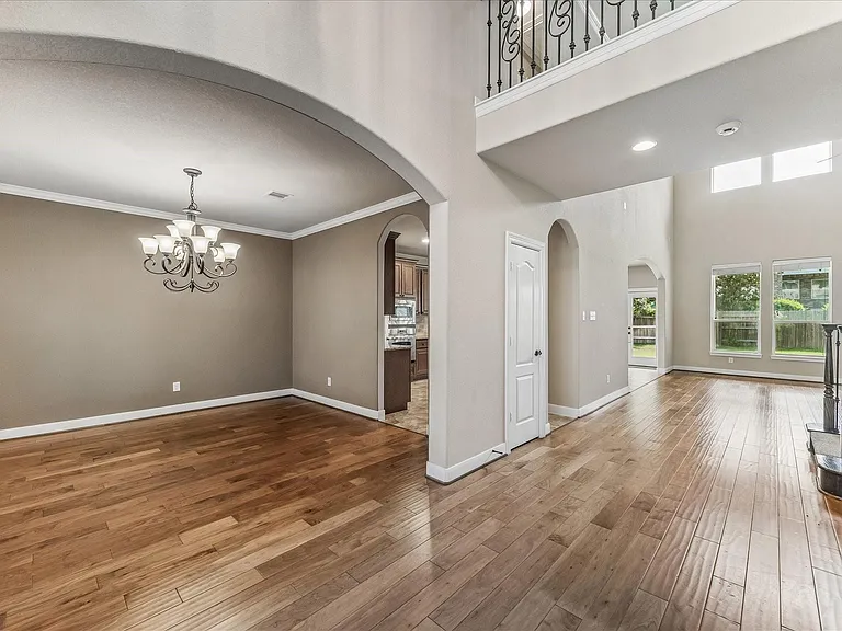 10603 Hollowback Dr — Photo 3