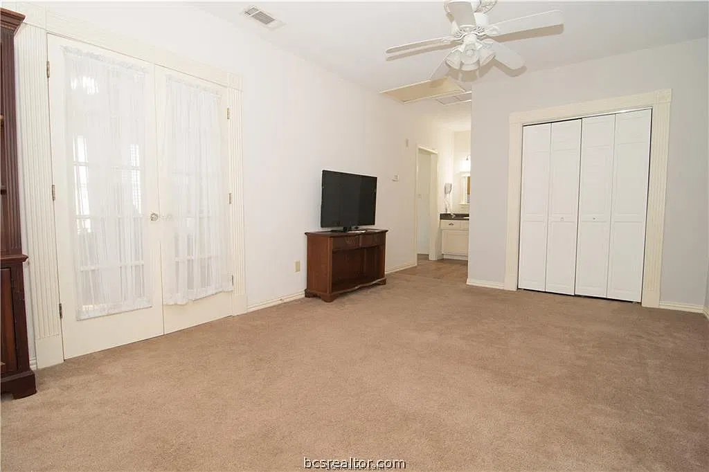 1 bed, 572 sqft, $895 — Photo 4