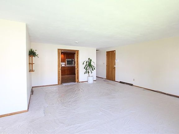 Bright and spacious living area...