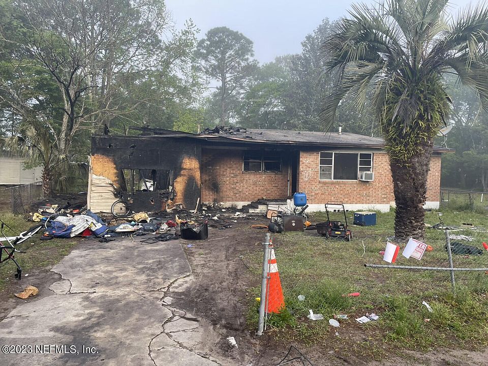 1st image of 4402 E MELVIN Circle