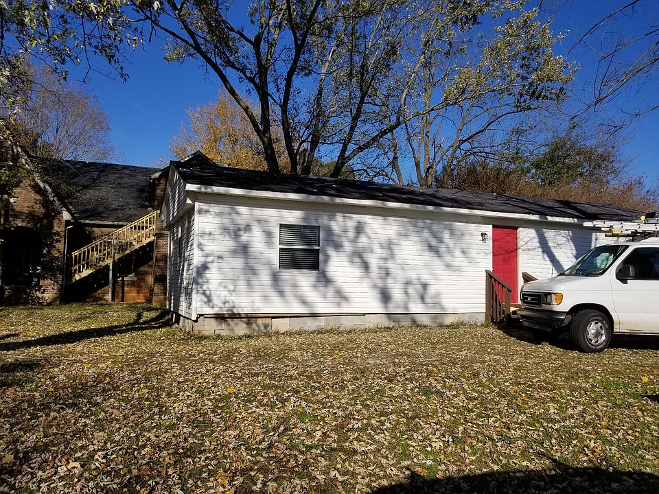 2nd image of 702 N Military St