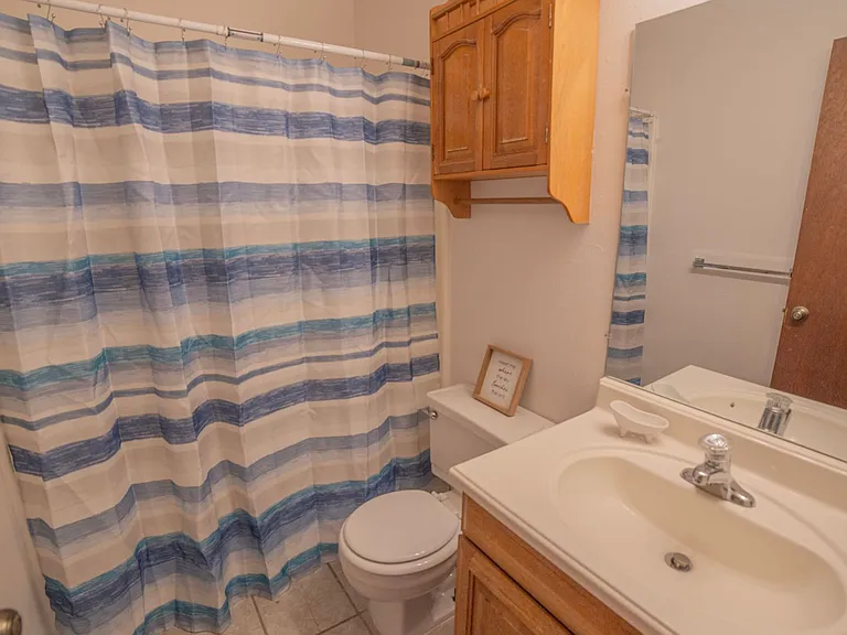 Cedars West Apartments — Photo 31