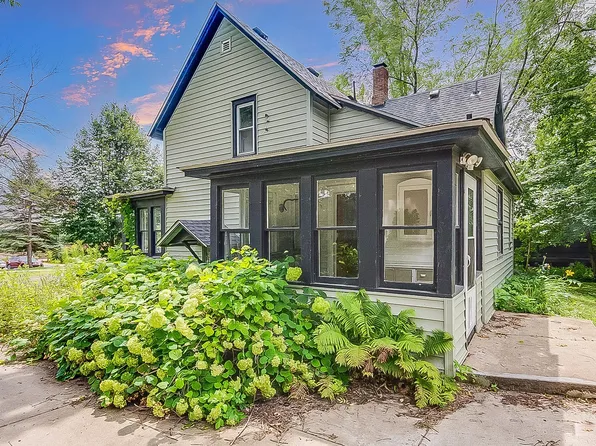 107 Linden St N, Northfield, MN 55057