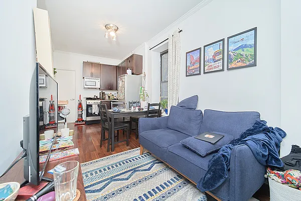 Rented by Living New York | media 8