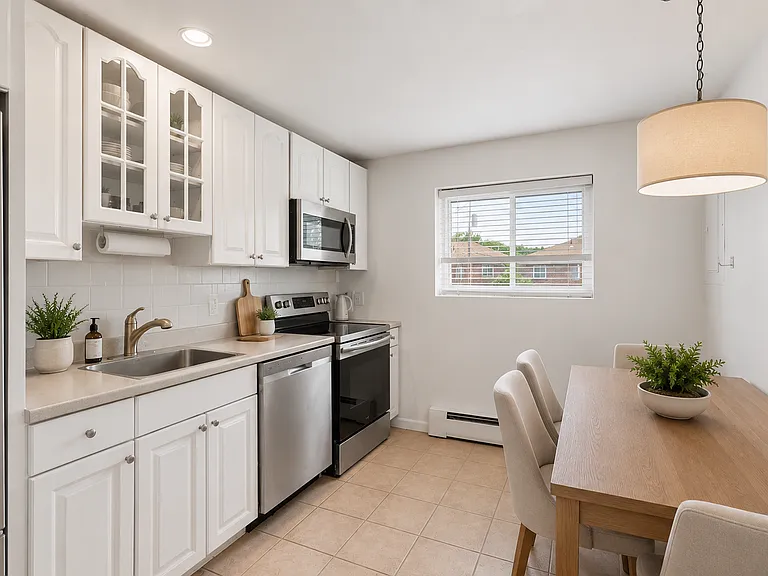 68 Bryon Rd #5 — Photo 3