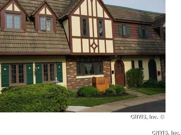 3401 James St, Syracuse, NY 13206