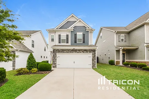 28 Ashview Dr Photo 1