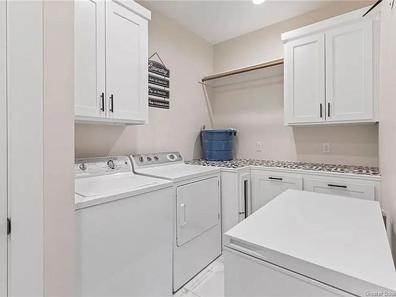 4th image of 2459 Quailridge Dr