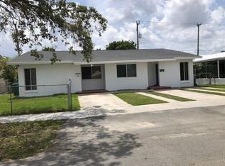 11310 SW 7th St, Sweetwater, FL 33174