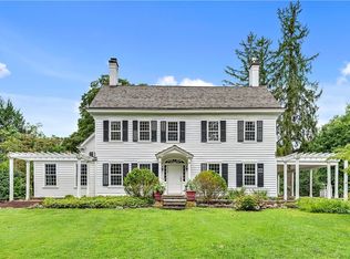 239 Succabone Rd, Mount Kisco, NY 10549