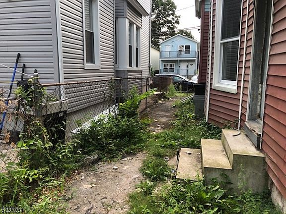 2nd image of 45 Norwood St