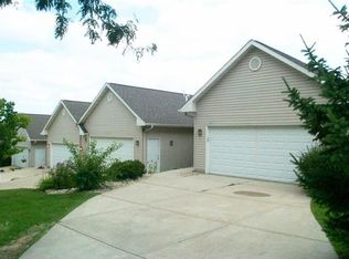 5309 S Ridge Way, Middleton, WI 53562