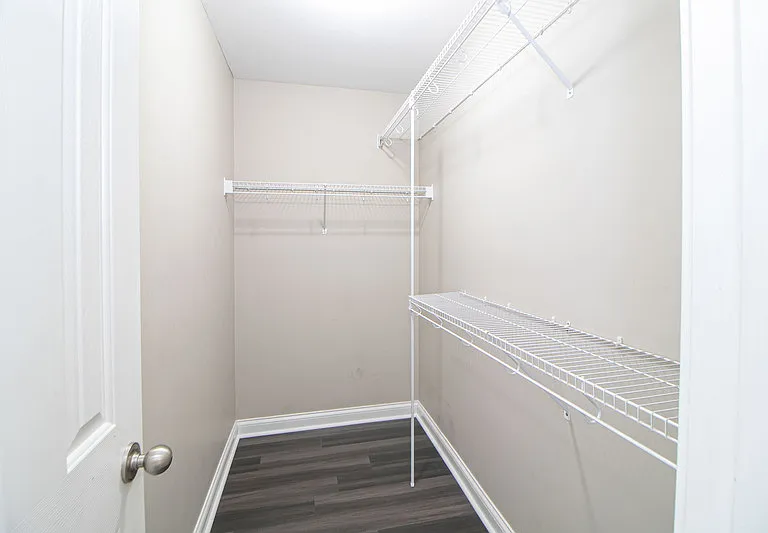 3740 Cindy Jo Dr N — Photo 13