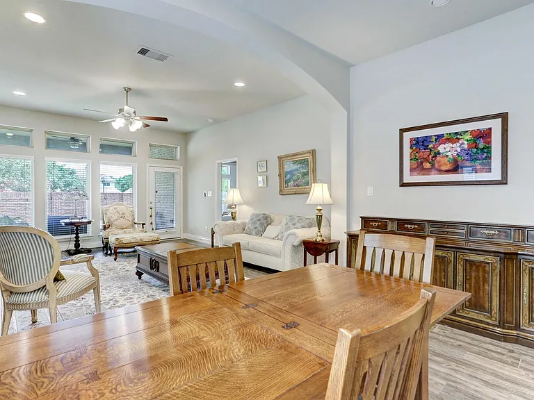 8126 Silverspot Ln — Photo 19