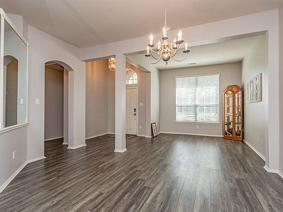 4th image of 123 Glacier Ln
