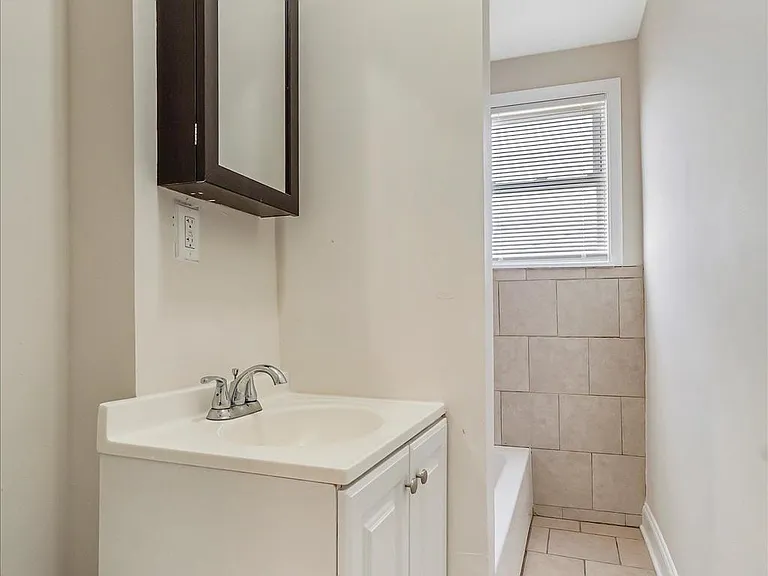 705 N Milton Ave — Photo 19