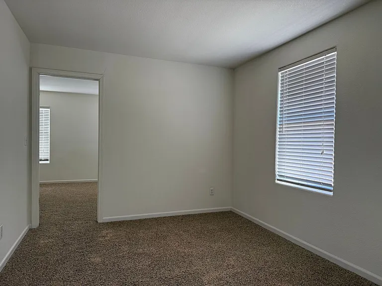 2931 Logansport Way — Photo 25