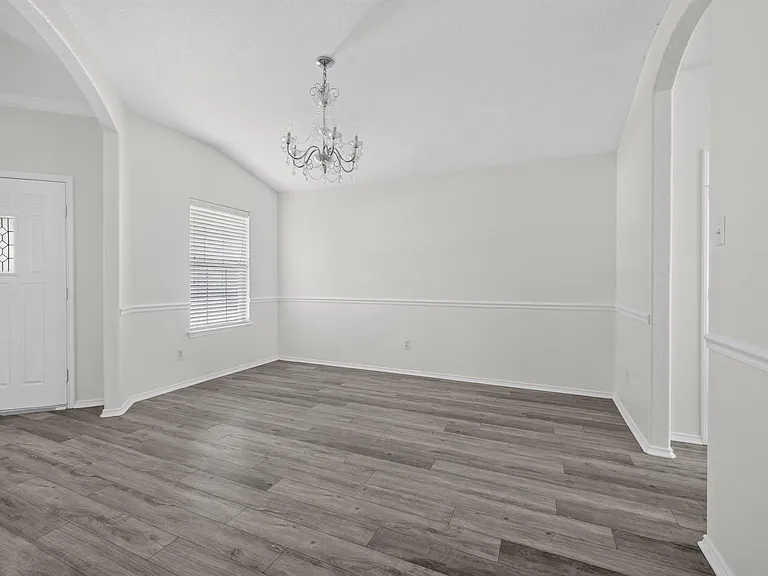 315 Waterlily Way — Photo 29