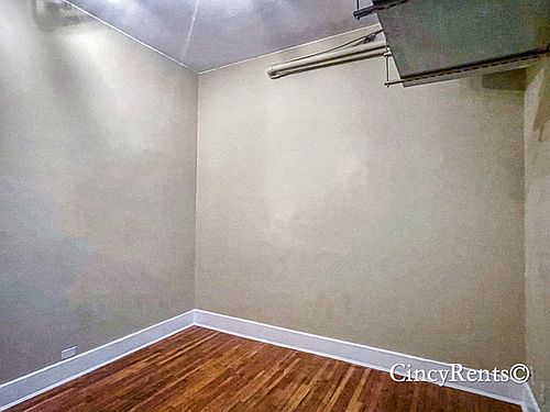 5th image of 17 E Court St APT 24