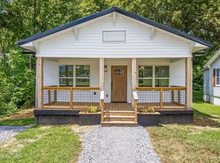 510 Pennsylvania Ave, Etowah, TN 37331