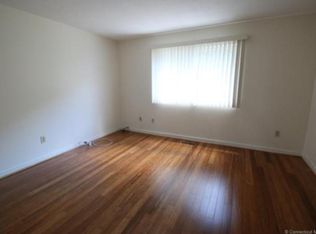 97 Cannon Ridge Dr, Watertown, CT 06795