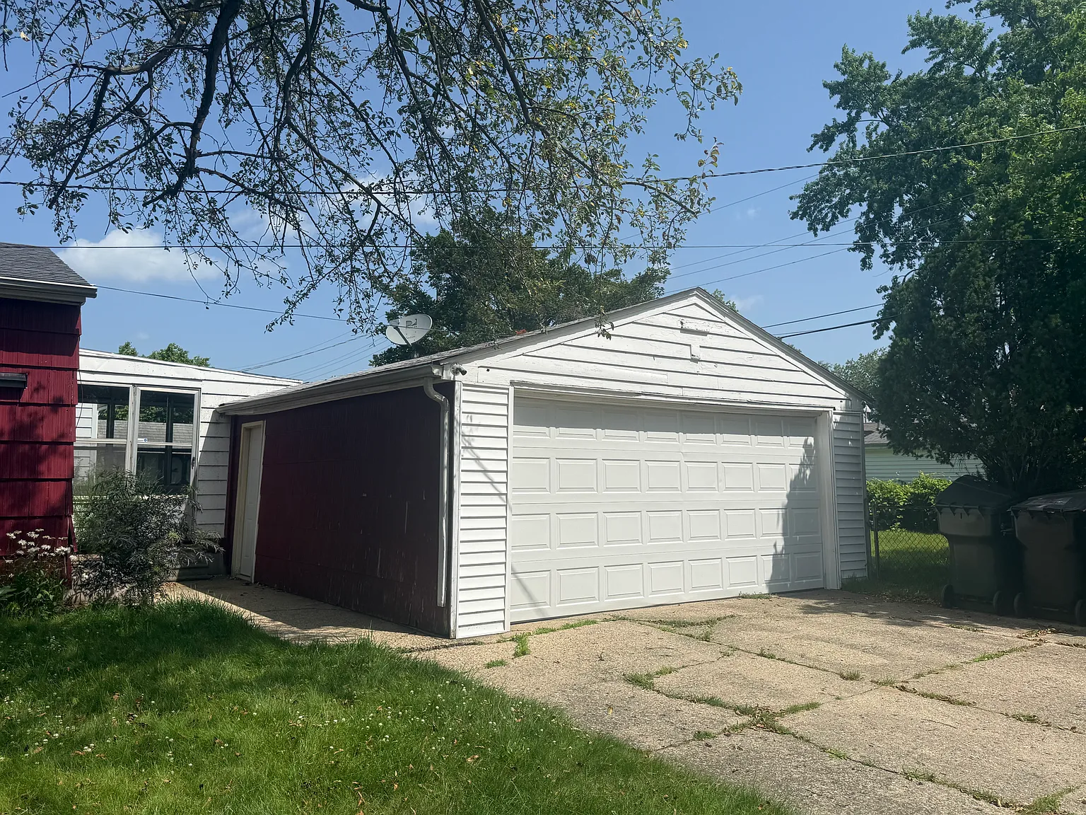 3 bed, 1285 sqft, $1,800 — Photo 3