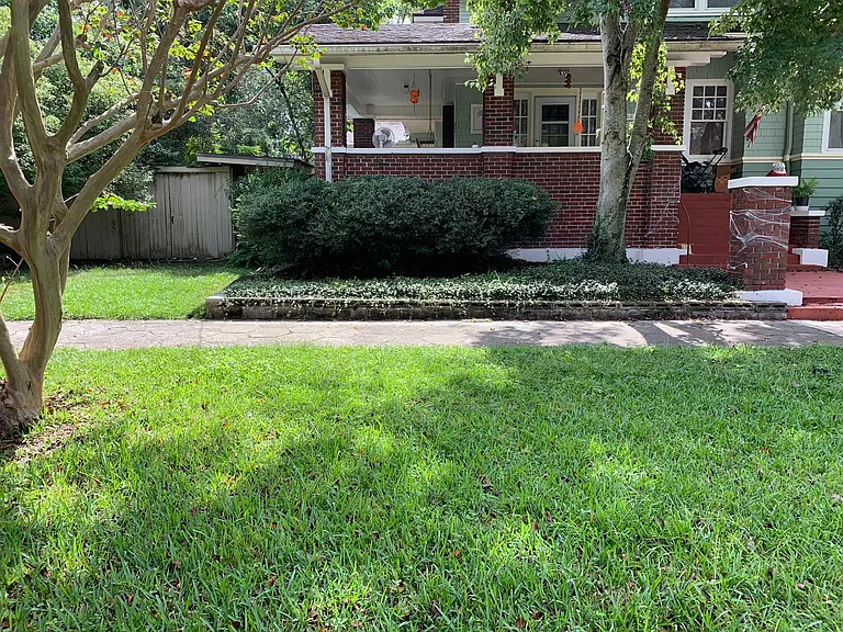 2336 Myra St #B — Photo 1