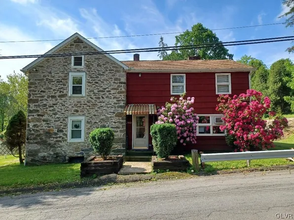 3821 Sycamore Dr, Northampton, PA 18067
