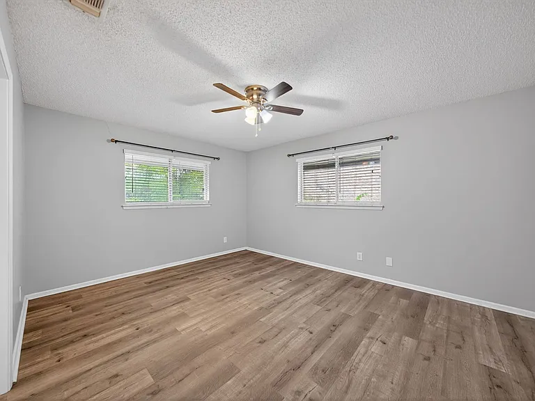 3743 Newrock Dr — Photo 21