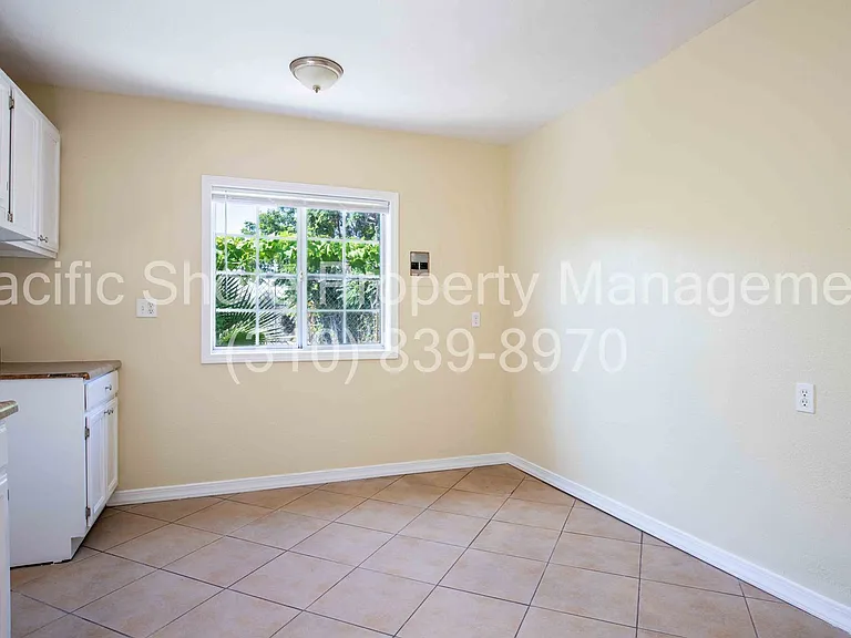 1411 Fedora Apartments — Photo 6