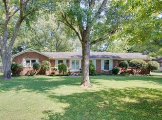 2802 Amber Dr, Murfreesboro, TN 37129