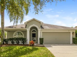 633 Straw Lake Dr, Brandon, FL 33510
