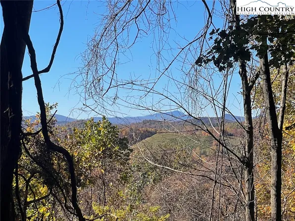 2 Red Sleigh Way, Fleetwood, NC 28626