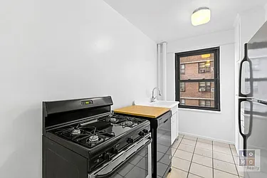 Rented by LoHo Realty
