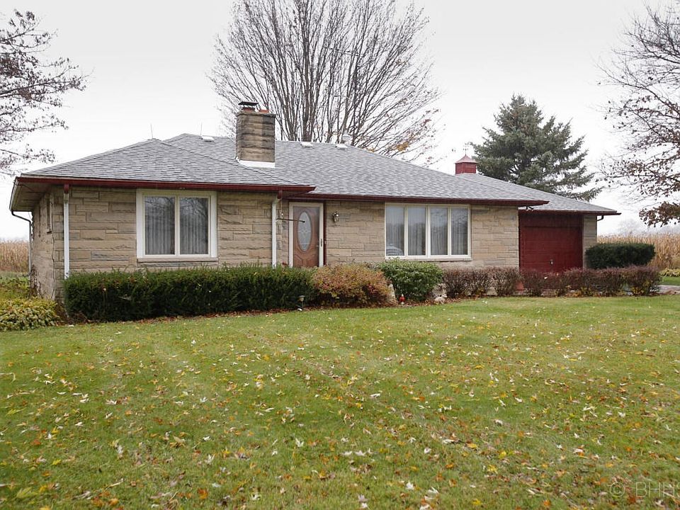 8755 11 mile road-101