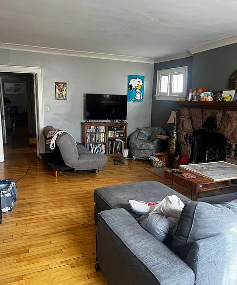 418-420 Morgan Ave S #1 — Photo 5