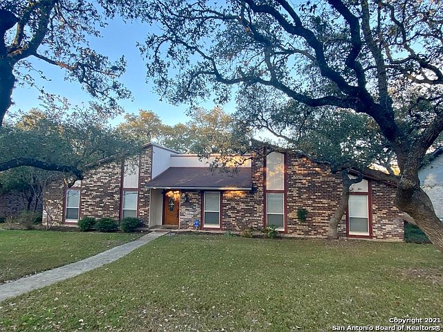 1st image of 13610 Pebble Oak Dr