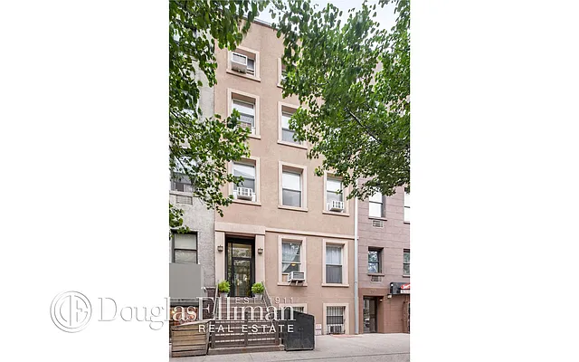 Rented by Douglas Elliman | media 16