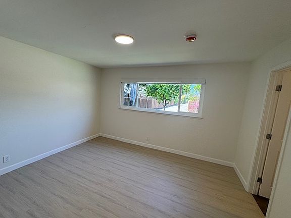 4th image of 1126 Steinway Ave