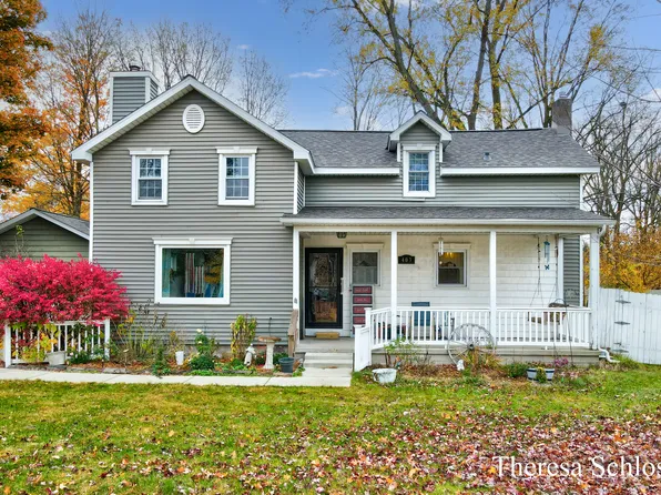 403 Grand Rapids St, Middleville, MI 49333