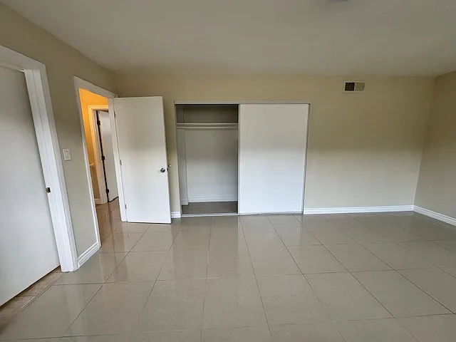 4238 Mary Ellen Ave — Photo 22
